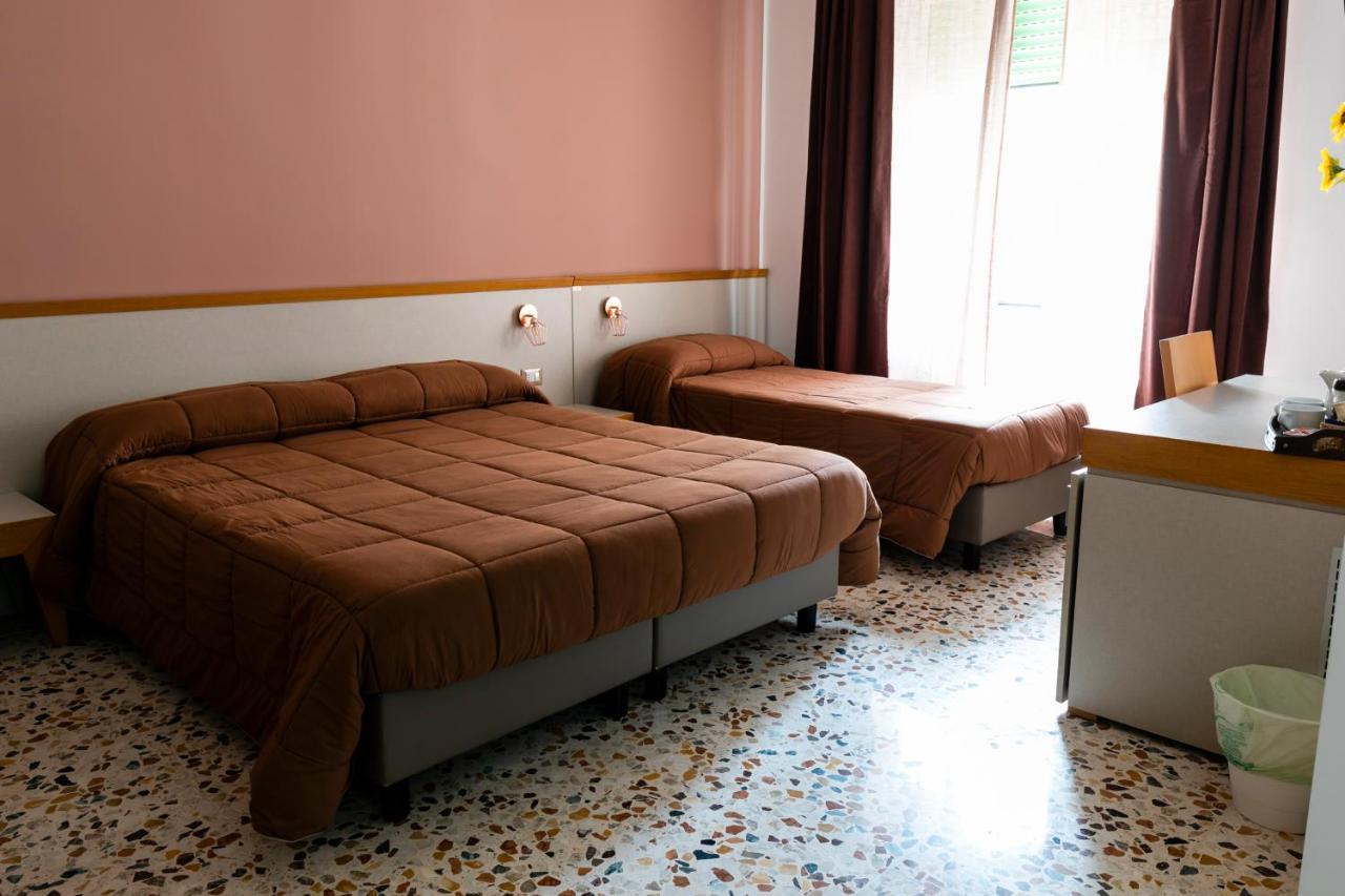 Spira Mirabilis Napoli Hotell Exteriör bild