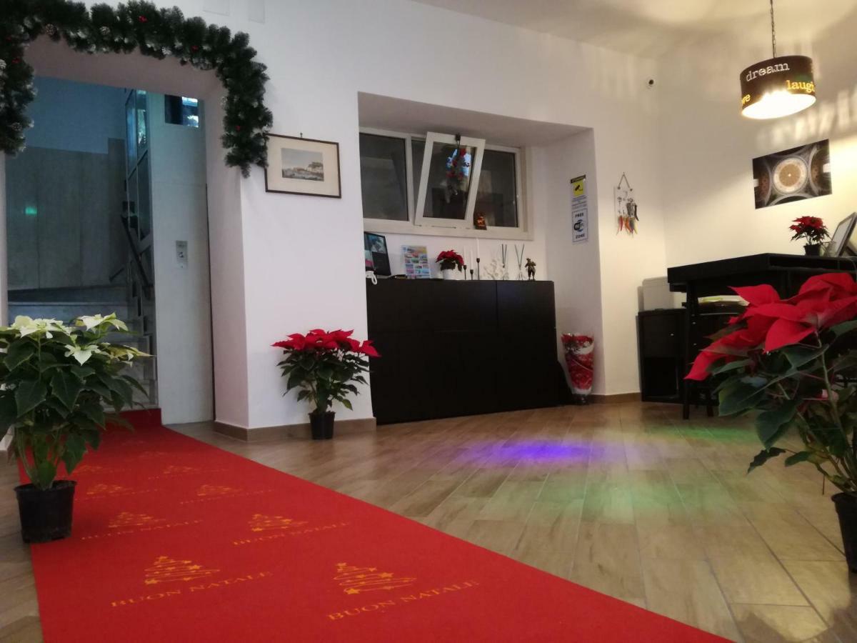 Spira Mirabilis Napoli Hotell Exteriör bild